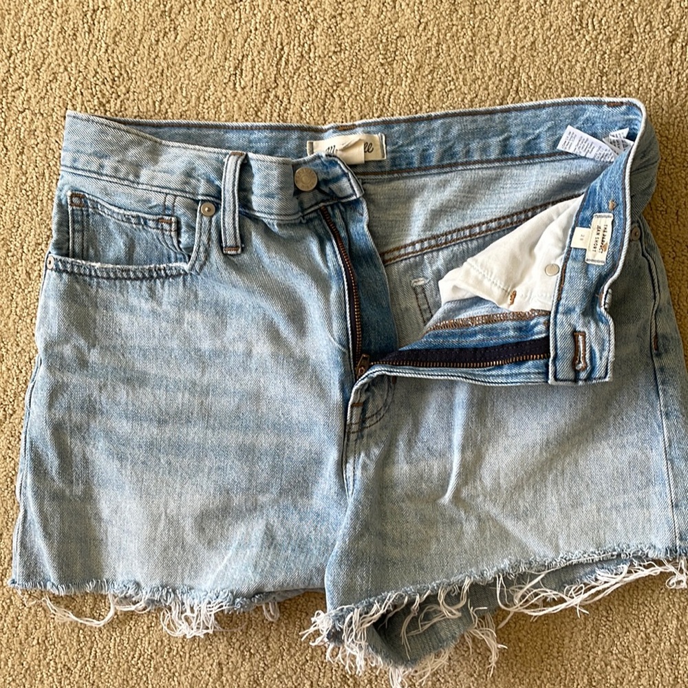 Madewell perfect jean short